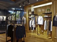 服裝專賣店室內(nèi)裝修裝飾設(shè)計效果-第1115-04